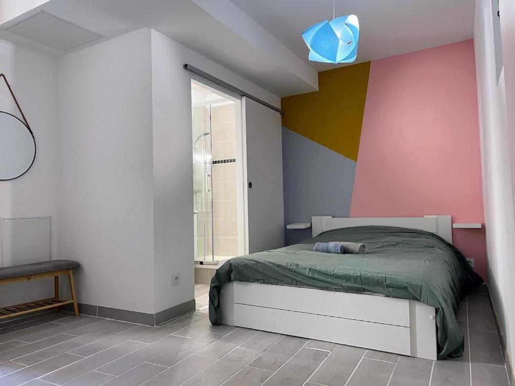 Le Cosy - T2 Avec Petite Cour Dans Centre Historique De Nerac Apartment Exterior photo